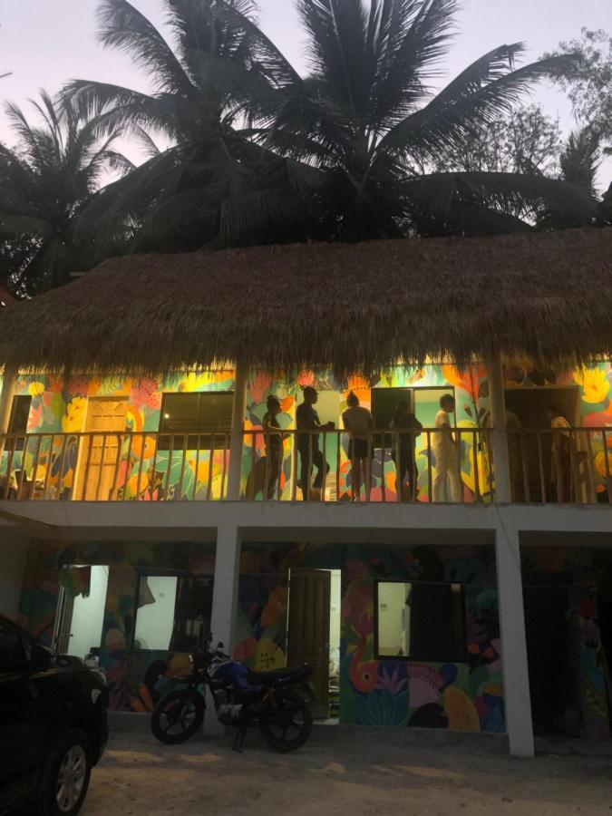 Way Shack Hostel Oslob Kültér fotó